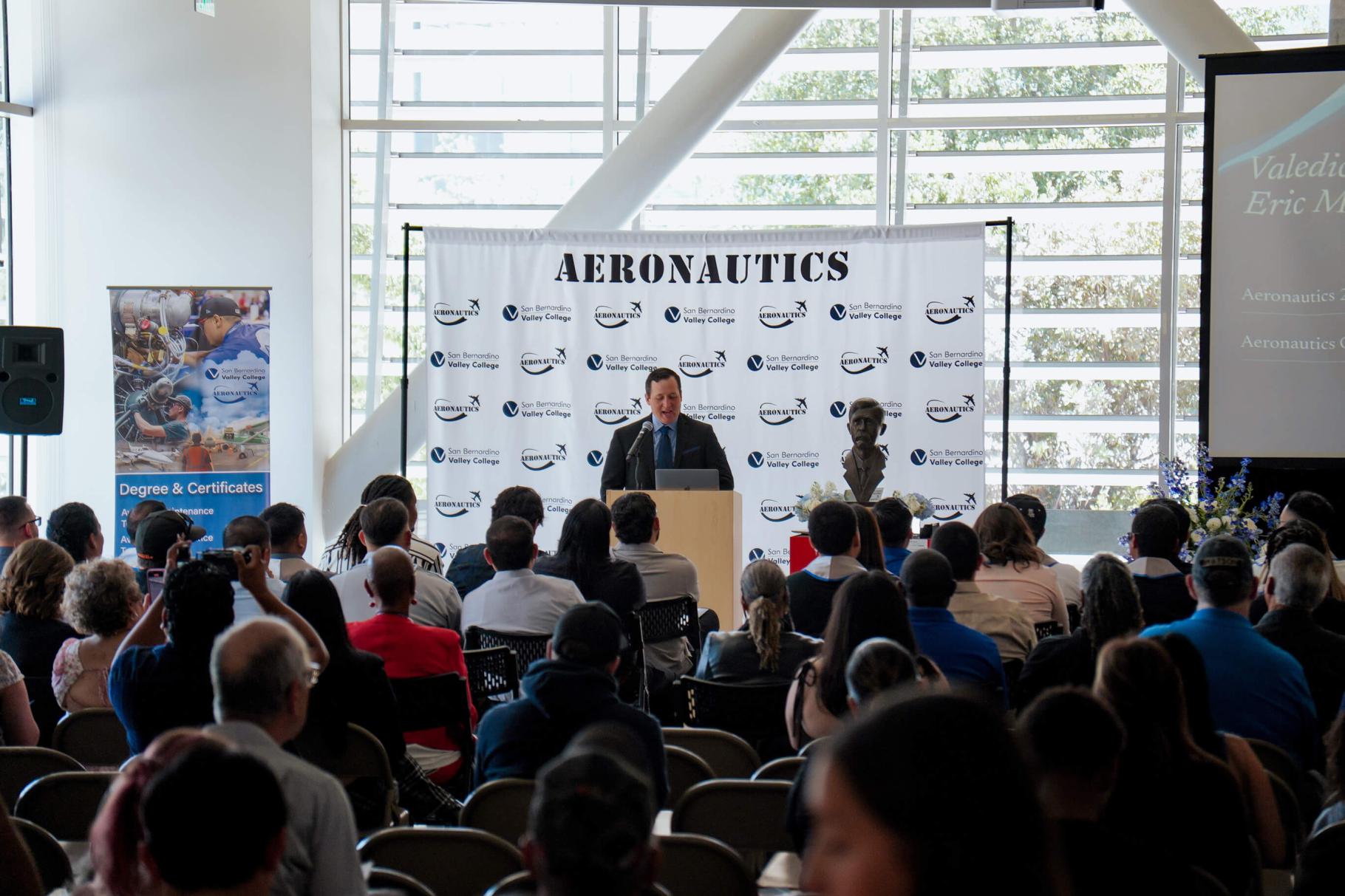 Keynote speaker at Aeronatuics grad