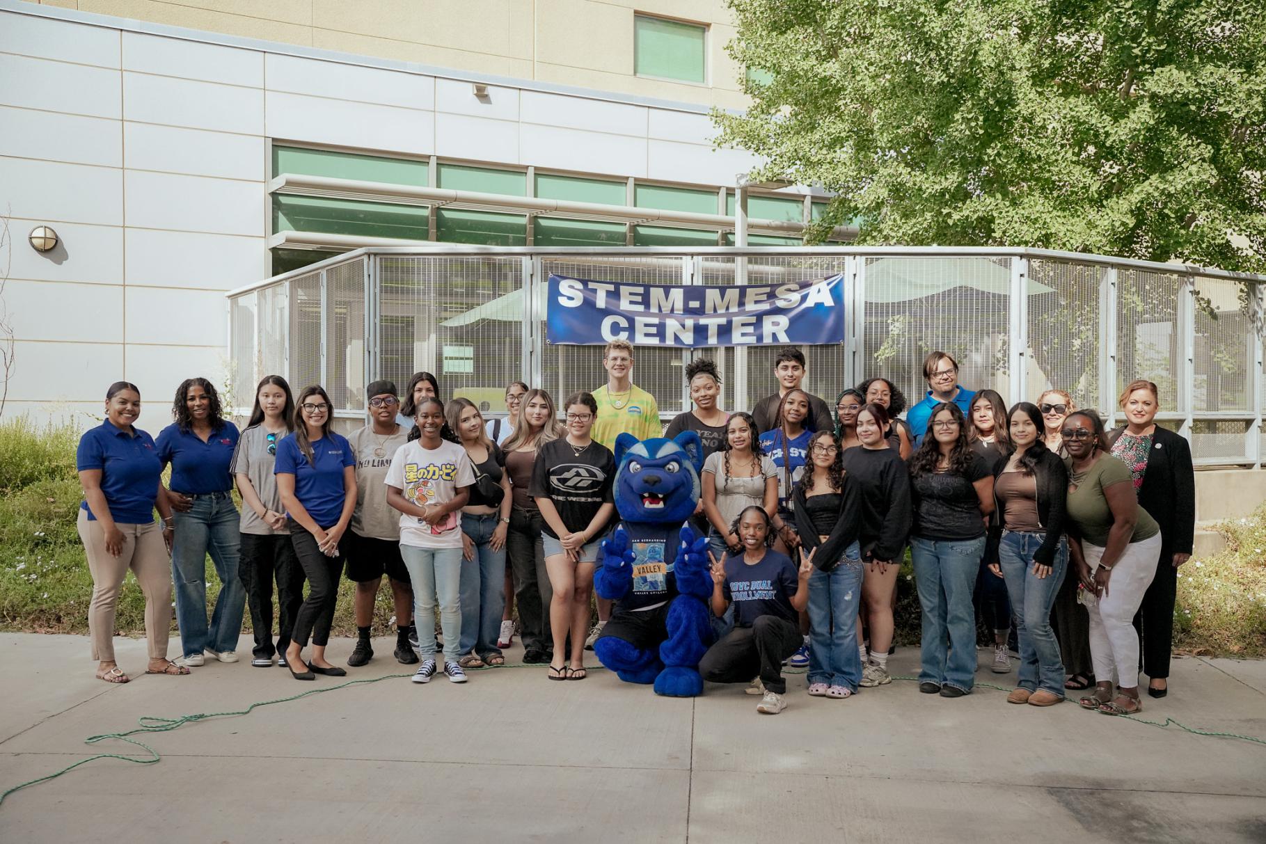 Group photo of STEM-MESA