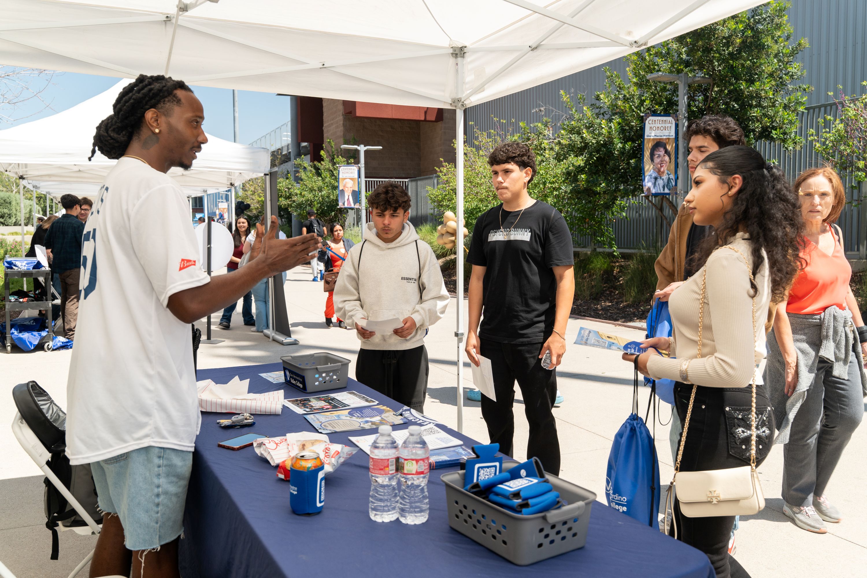 SBVC Hosts 600 High Schoolers for Senior Day